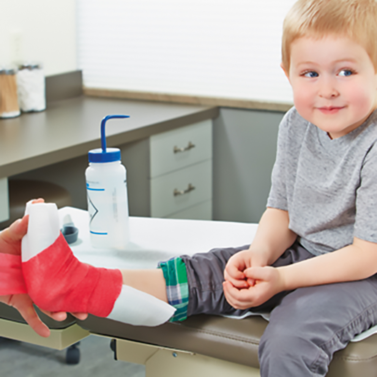 3M™ Scotchcast™ Quick Step Splint