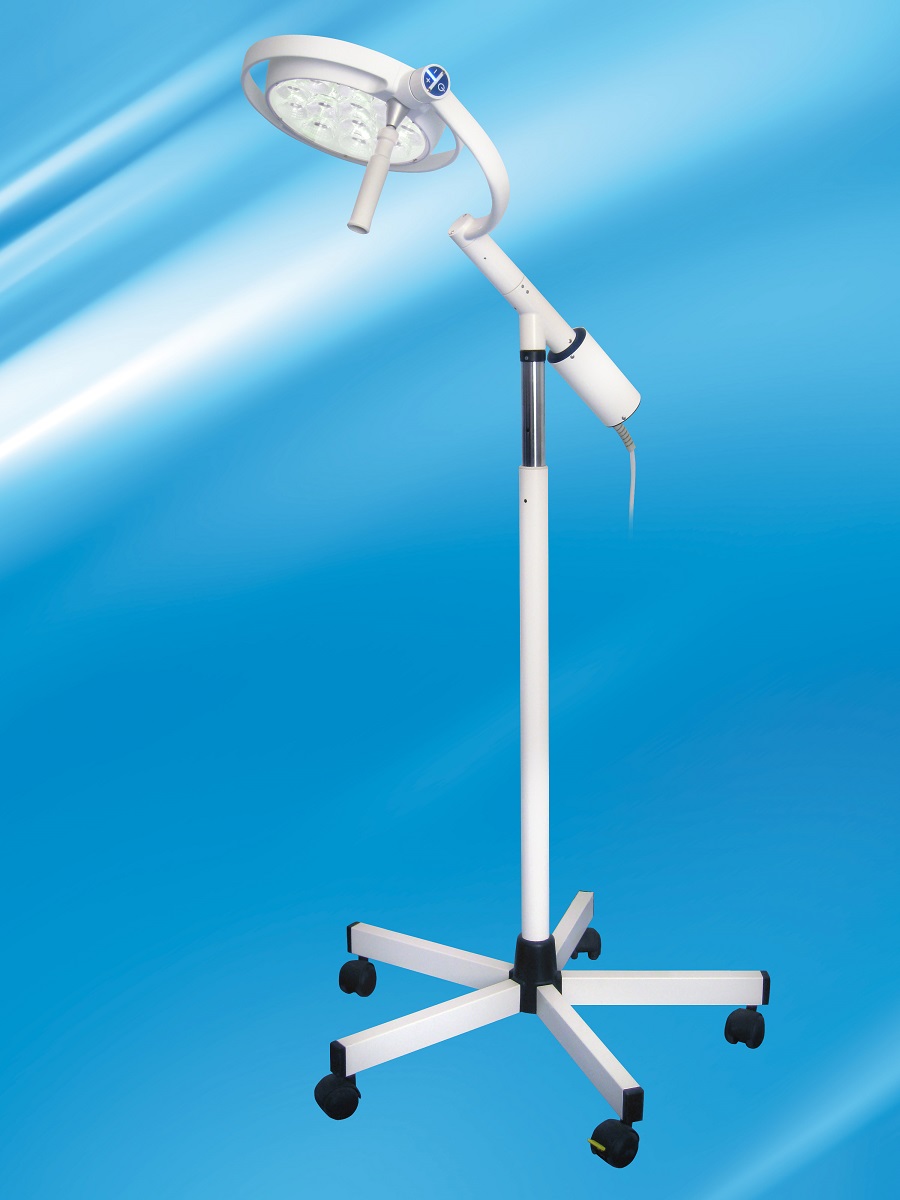 MACH LED 120 (Stativmodell)